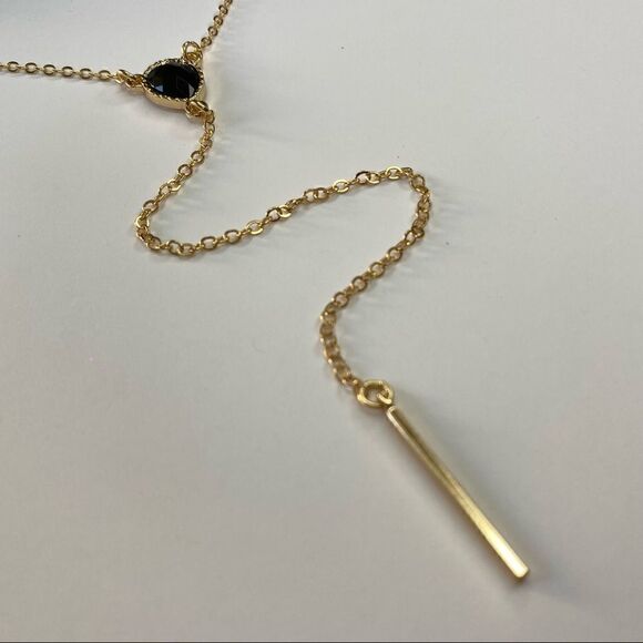 Elegant necklace   - Picture 1 of 8